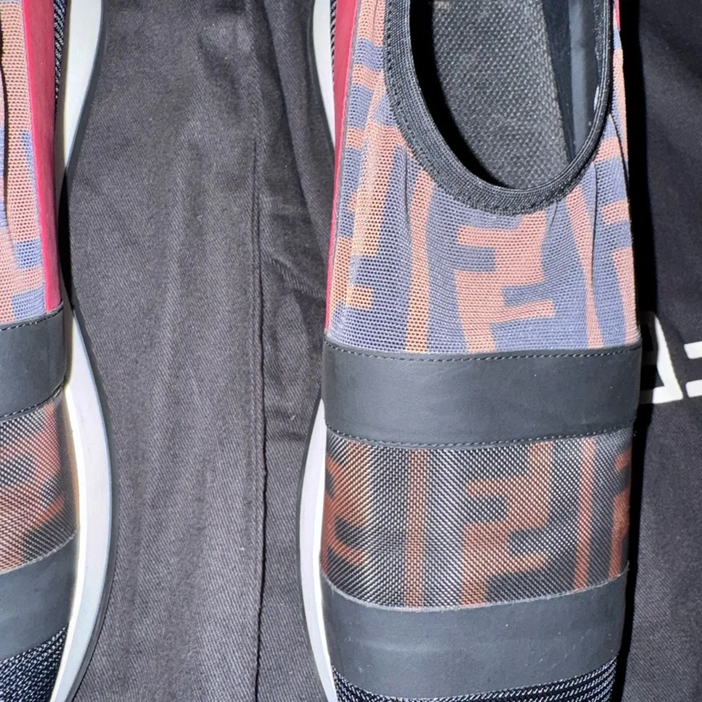 Fendi Slip On Sneakers - Picture 4 of 4